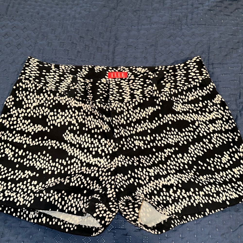 Excellent condition Elle shorts